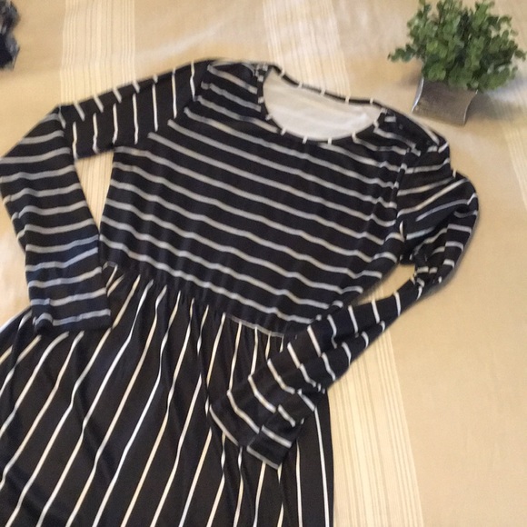 Dresses & Skirts - Black & White Stripe Boutique Maxi Dress